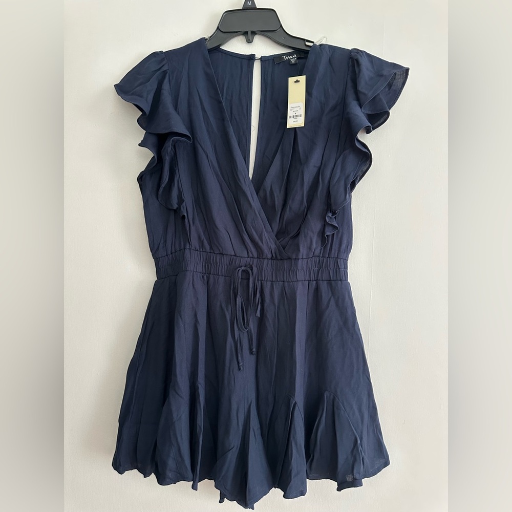 Navy Francesca’s Ruffle Sleeve Romper